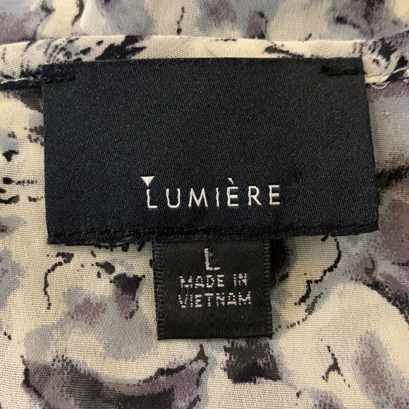 Lumiere Black and white floral semi-sheer lace shoulder long sleeve top - Picture 9 of 11